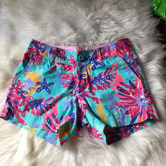 LILY PULITZER SHORTS - Picture 1 of 9